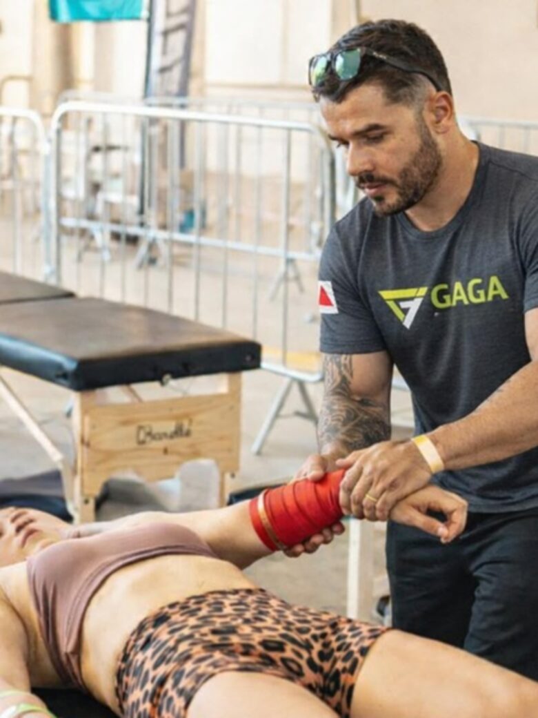 Atendimento a atleta durante evento esportivo